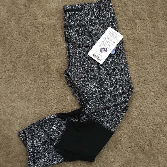 lululemon athletica Pants - Lululemon Pace Rival Crop
